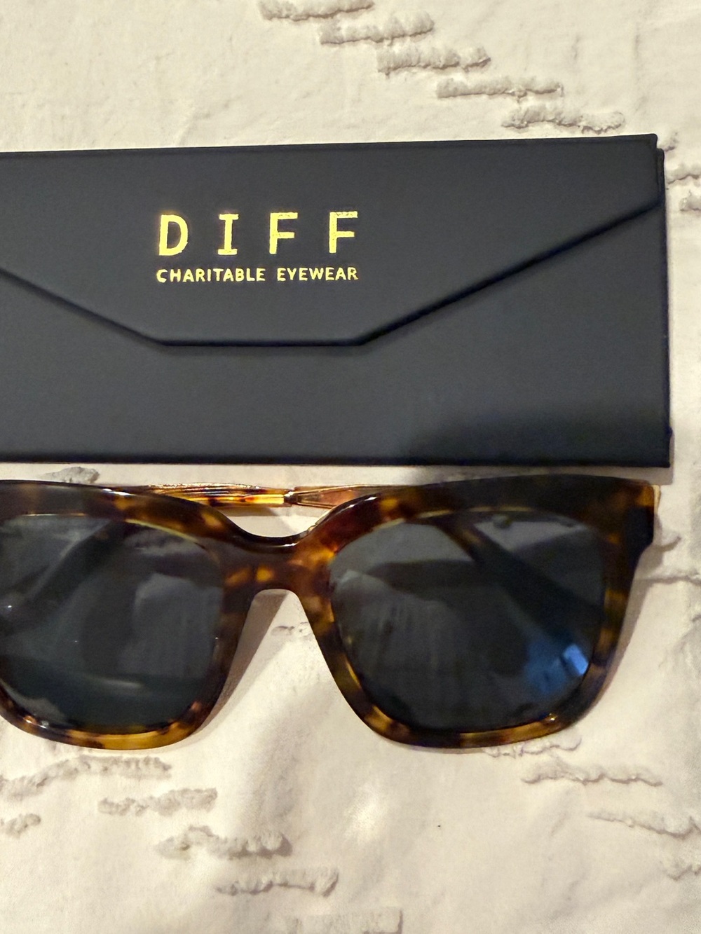 Diff Eyewear Women's Tortoise Frame Sunglasses with Dark Lenses